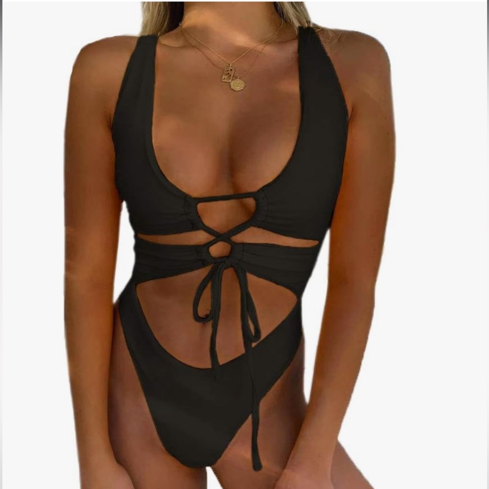 One piece bikini